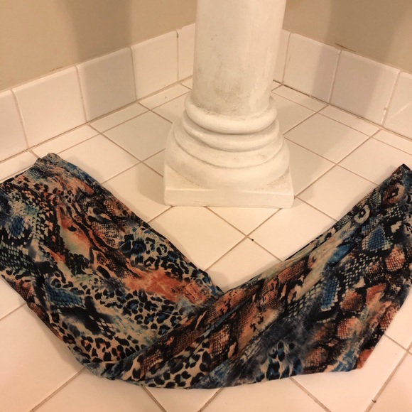 close clear out Animal Print High Waisted - Picture 6 of 8